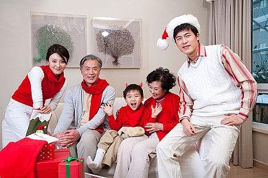 《方舟：生存进化》现已吸金超13亿美元